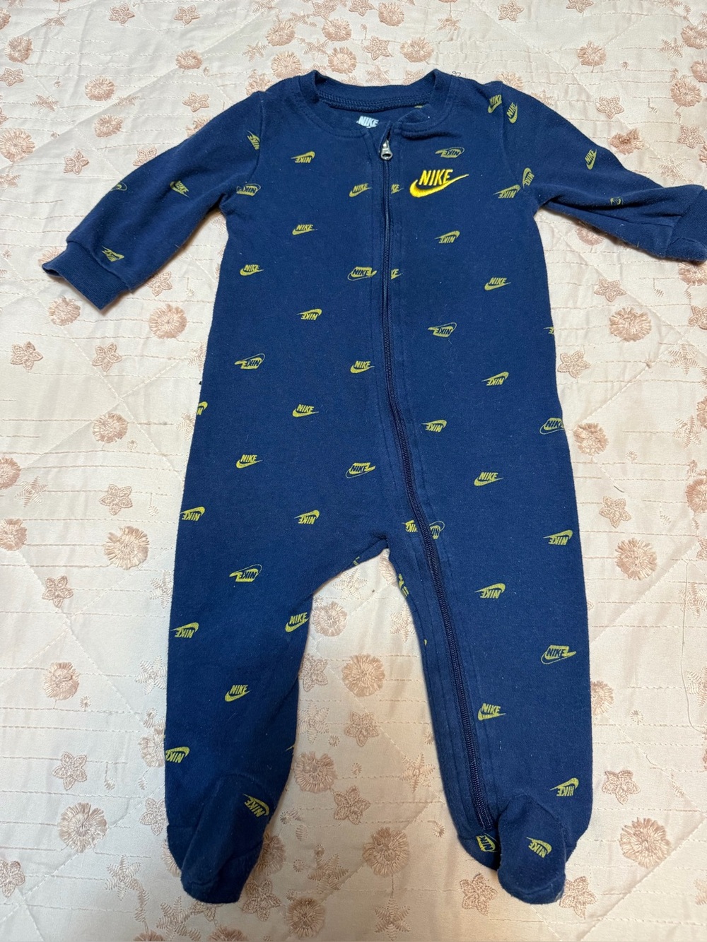 : Nike Baby Boy Logo Print Footed Sleep & Play Romper Pajama - 6M